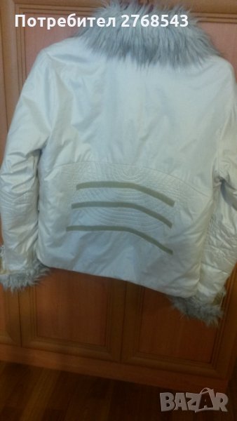 Дамско яке с ефектна яка , снимка 1