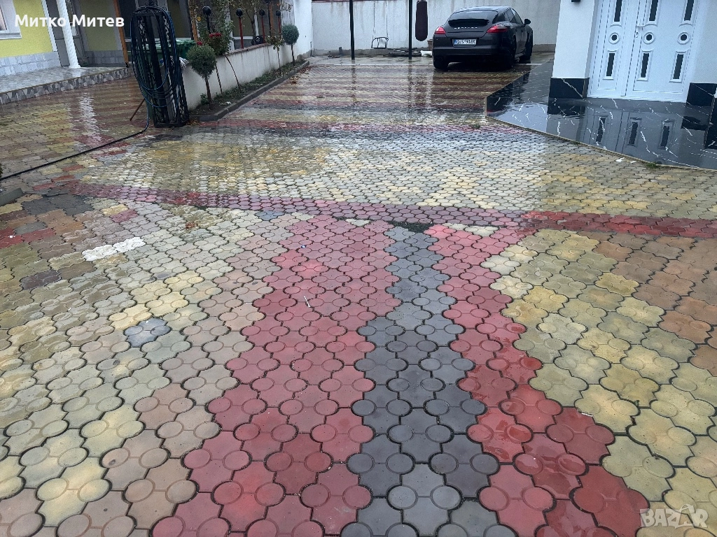 Майстори , снимка 1