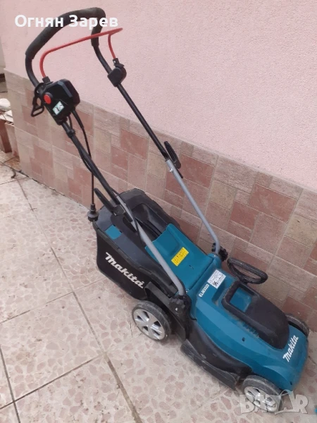 Продавам ел. косачка Макита ЕLM3320, снимка 1