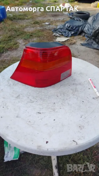 Ляв / десен стоп за Volkswagen Golf 4, снимка 1