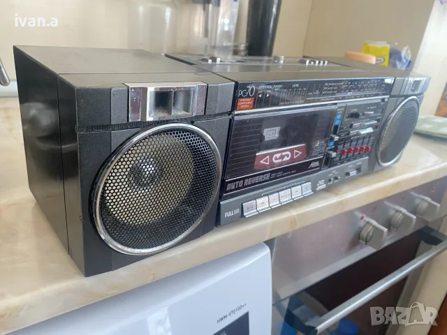 Касетофон Jvc PC-70, снимка 3 - Радиокасетофони, транзистори - 56313604