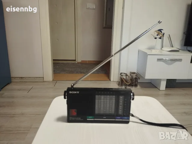 SONY ПРЕНОСИМО РАДИО FM/MW/SW 9-лентов приемник ICF-4900, снимка 2 - Радиокасетофони, транзистори - 55878296