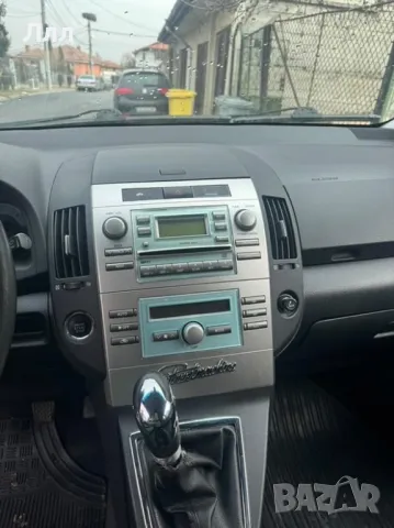 Toyota Corolla Verso , снимка 2 - Автомобили и джипове - 49131486