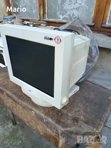 Монитор CTX с sony кинескоп, малко използван "17", снимка 2 - Монитори - 50035598