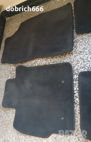 Мокетени стелки Toyota Auris 2006-2012 Petex Тойота Аурис, снимка 2 - Аксесоари и консумативи - 54073696