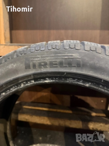 2бр Зимни гуми Pirelli 215 45 18, снимка 4 - Гуми и джанти - 54273035