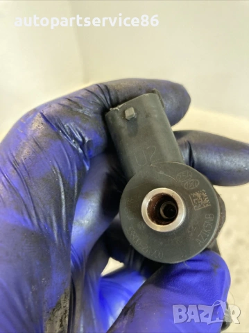 Горивен инжектор Bosch за KIA Ceed 1.6 CRDi (2010) 33800-2A900, снимка 2 - Части - 53235910