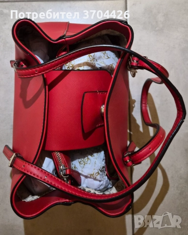 Дамска чанта GUESS, снимка 2 - Чанти - 52918964