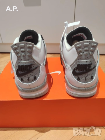Маратонки Air Jordan 4, НОВИ, размер 40, 25см !, снимка 3 - Маратонки - 53301736