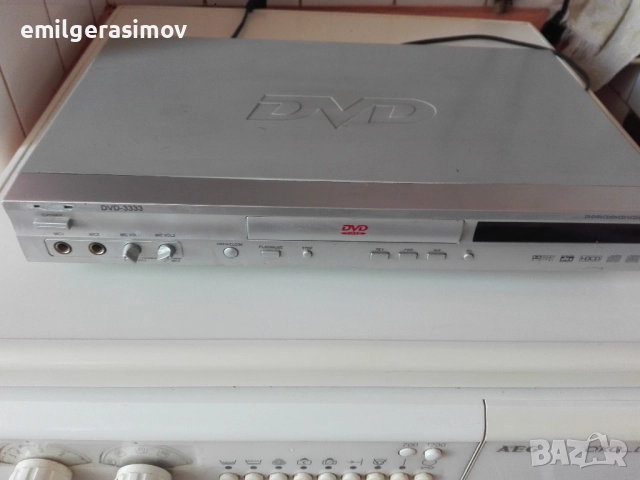 Ретро магнетофон UNITRA  GRUNDIG и старо Ди Ви Ди. ., снимка 11 - Антикварни и старинни предмети - 49503905