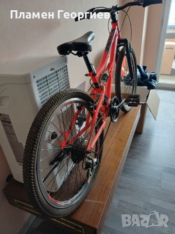 Продавам колело с 18 ск. И централен амортисьор, снимка 2 - Велосипеди - 53925919