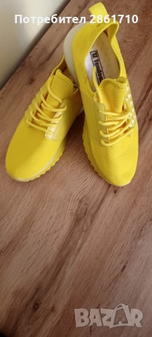 Нови дамски маратонки, снимка 3 - Маратонки - 52040223