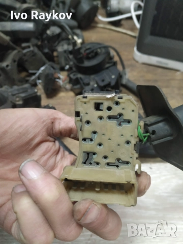 лоста на чистачките , RENAULT Megane 1 , 7700846402, снимка 6 - Части - 52859398