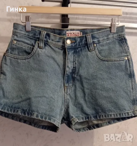 Дамски къси дънкови панталонки 
