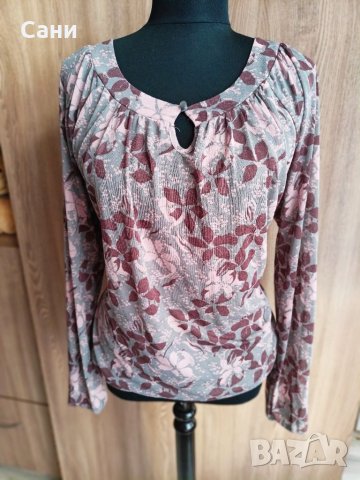Нежна блуза, снимка 1 - Блузи с дълъг ръкав и пуловери - 36149953