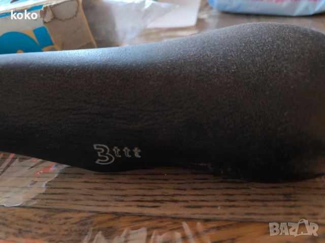 Седалка автентична ретро винтидж Concor supercorsa 3ttt, снимка 2 - Части за велосипеди - 54118868