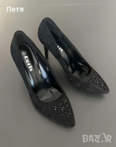 Черни обучки на ток, снимка 2 - Дамски обувки на ток - 48552527