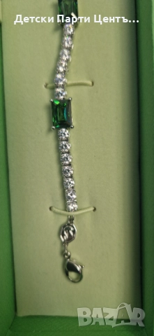 Swarovski гривна, снимка 4 - Гривни - 52978478