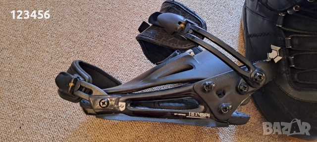 Автомати и обувки за сноуборд 