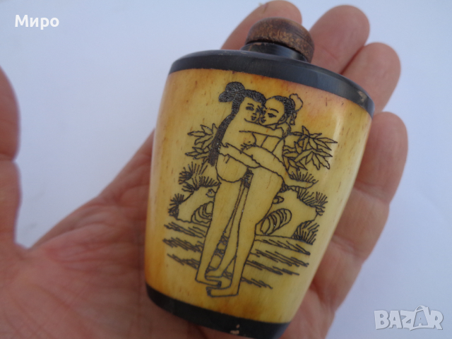 МАЛКО ШИШЕ ЗА ПАРФЮМ С ЕРОТИЧНИ СЦЕНИ ЕРОТИКА 18+, снимка 5 - Антикварни и старинни предмети - 44631328