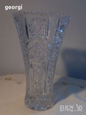 Кристална ваза