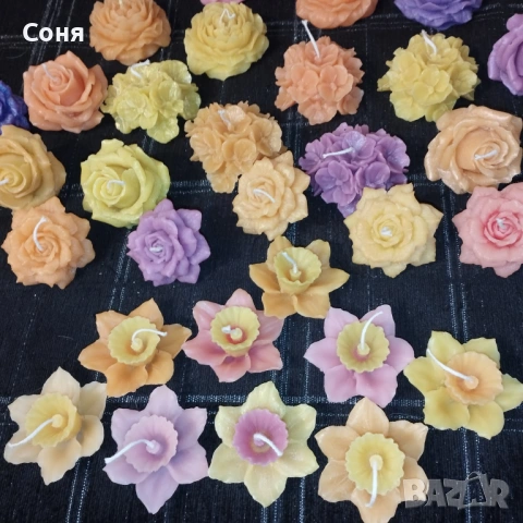 Ароматни восъчни свещи - цветя и рози  различни цветове, снимка 9 - Подаръци за сватба - 53168297