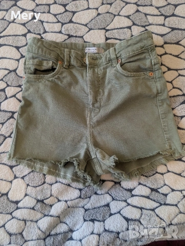 Къси дънкови панталони Bershka – висока талия 