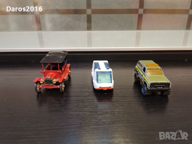 Колекционерски колички Matchbox , снимка 4 - Колекции - 39975813