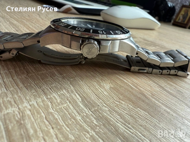 мъжки метален часовник Hugo Boss 100 meters deep ocean bracelet de montre HB-271-1-27-2806 / HB15132, снимка 4 - Мъжки - 52028473