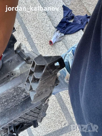 Ляв фар KOITO за Тойота Ланд Крузер Toyota Land Cruiser FJ150 Prado само за 1200лв. 81185-60N20, снимка 4 - Части - 51142690