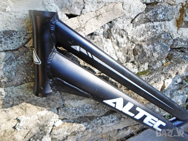 Дамска алуминиева рамка 28 цола, снимка 7 - Части за велосипеди - 34114174