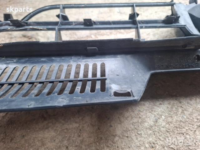 Решетка за Volkswagen Golf 5 / Голф 5 хечбег, снимка 4 - Части - 54277654