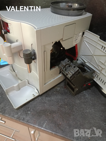 Кафе автомат  BOSCH на части, снимка 5 - Кафемашини - 44809740