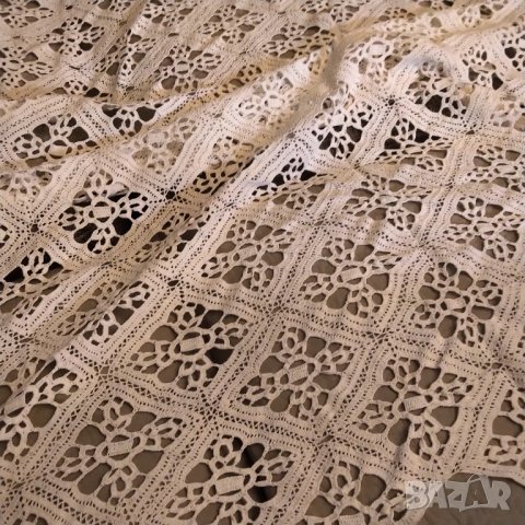 Кувертюра ръчна изработка  НАМАЛЕНИЕ, снимка 2 - Покривки за маси - 37781355