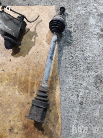  Дясна Полуоска  Ауди А4 Б6 1.8Т 150кс