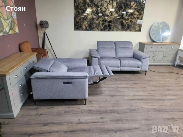 Сив комплект от плат двойка и фотьойл с електрически релакс механизъм, снимка 2 - Дивани и мека мебел - 51955845