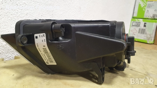 Десен халоген за SEAT Toledo IV , Leon III , Ibiza IV / Сеат Леон, Толедо или Ибиза (2012-2017), снимка 6 - Части - 51990011