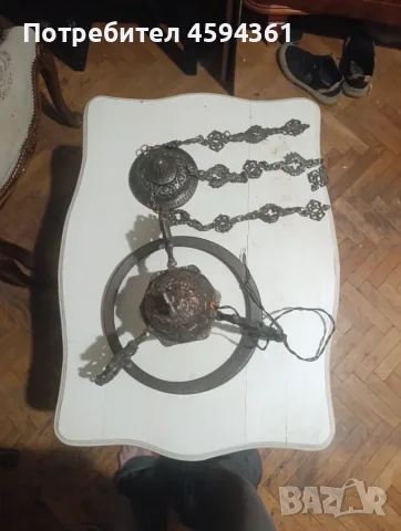 Старинен месингов полилей