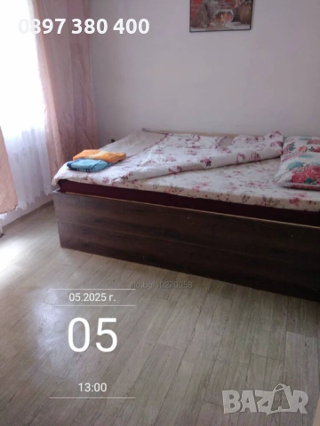 давам стаи под наем за сам / сама. Катедралата  наем 230 Е за месец ,нощувки 40 Е