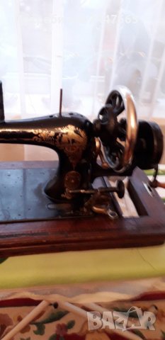 Шевна машина " GRITZNER".Раритет., снимка 2 - Антикварни и старинни предмети - 31389438