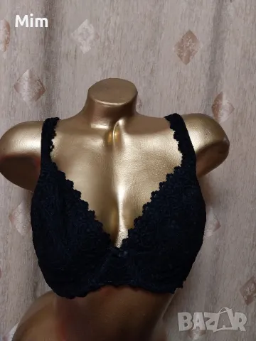 Chantelle 85 E Черен дантелен сутиен , снимка 2 - Бельо - 49747195