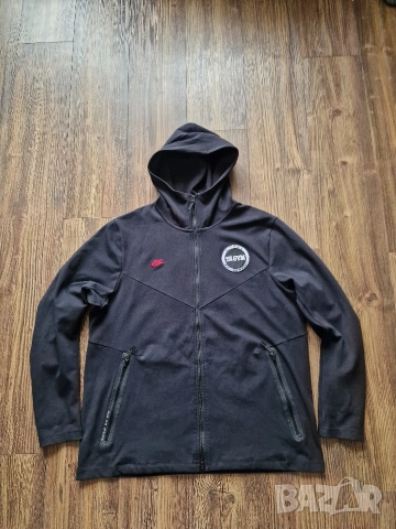 Страхотно мъжко горнище NIKE размер XL / 2XL 