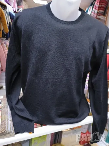 мъжки пуловер с ръкав