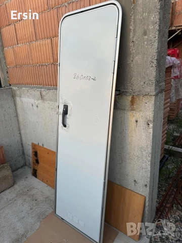 Оригинална алуминиева врата за Кемпер  Чисто нови (Имам налични още бройки), снимка 2 - Къмпинг мебели - 47741672