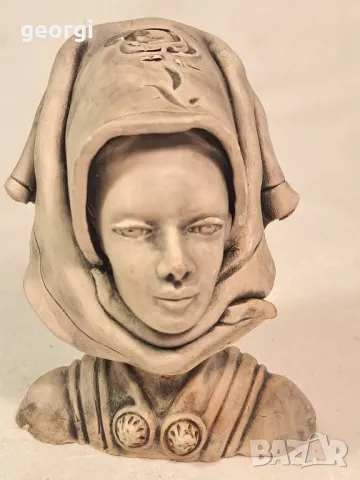 италианска керамична статуетка 21/3