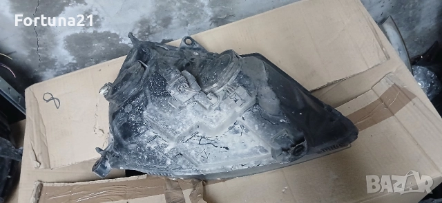 Renault Clio - оригинален ляв фар, снимка 2 - Части - 51661180