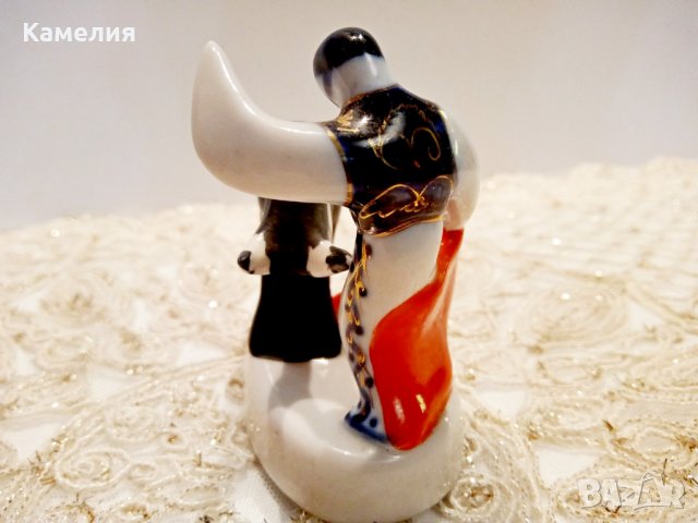 Порцеланова фигура , снимка 3 - Статуетки - 40574839