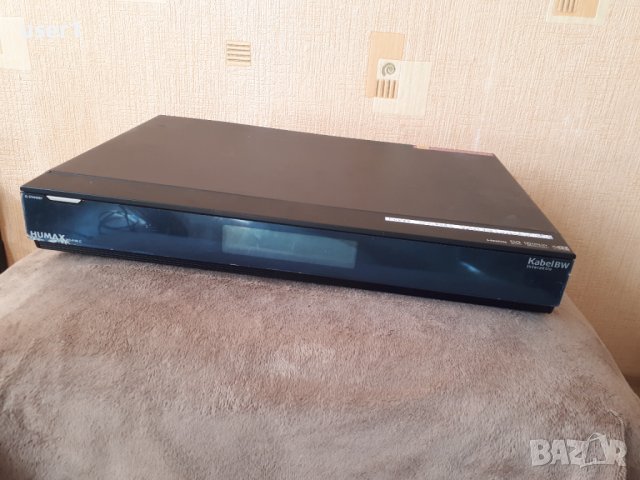 HD тунер/приемник за цифрова кабелна телевизия с вграден 320GB HDD, снимка 1 - Приемници и антени - 40661544