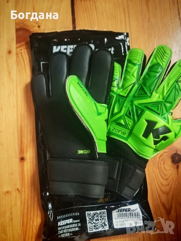 детски вратарски ръкавици , снимка 2 - Футбол - 54170956