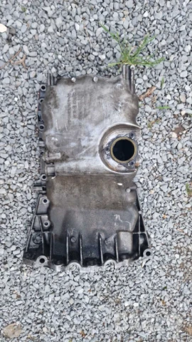 маслен картер VW пасат Б5.5 pasat passat 1.9TDI 131 AVF karter, снимка 2 - Части - 50494520